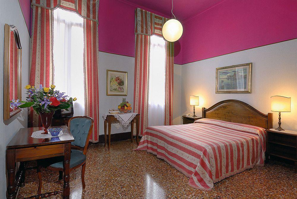 Hotel De L'Alboro à Venise Extérieur photo