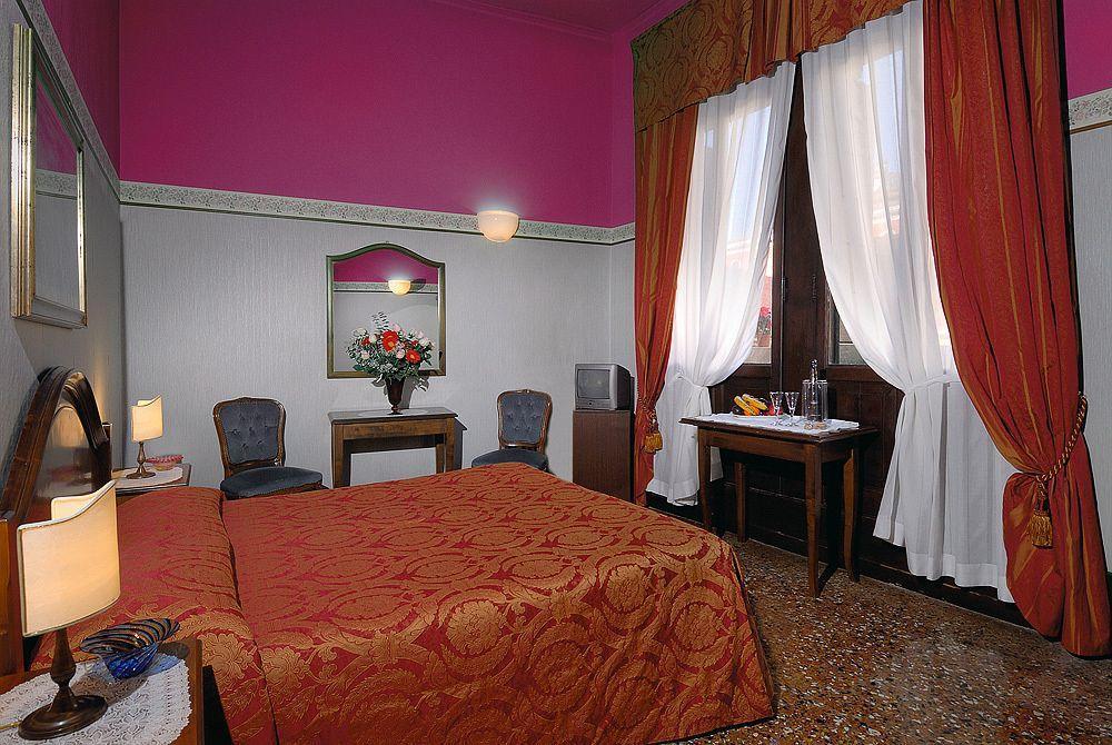 Hotel De L'Alboro à Venise Extérieur photo