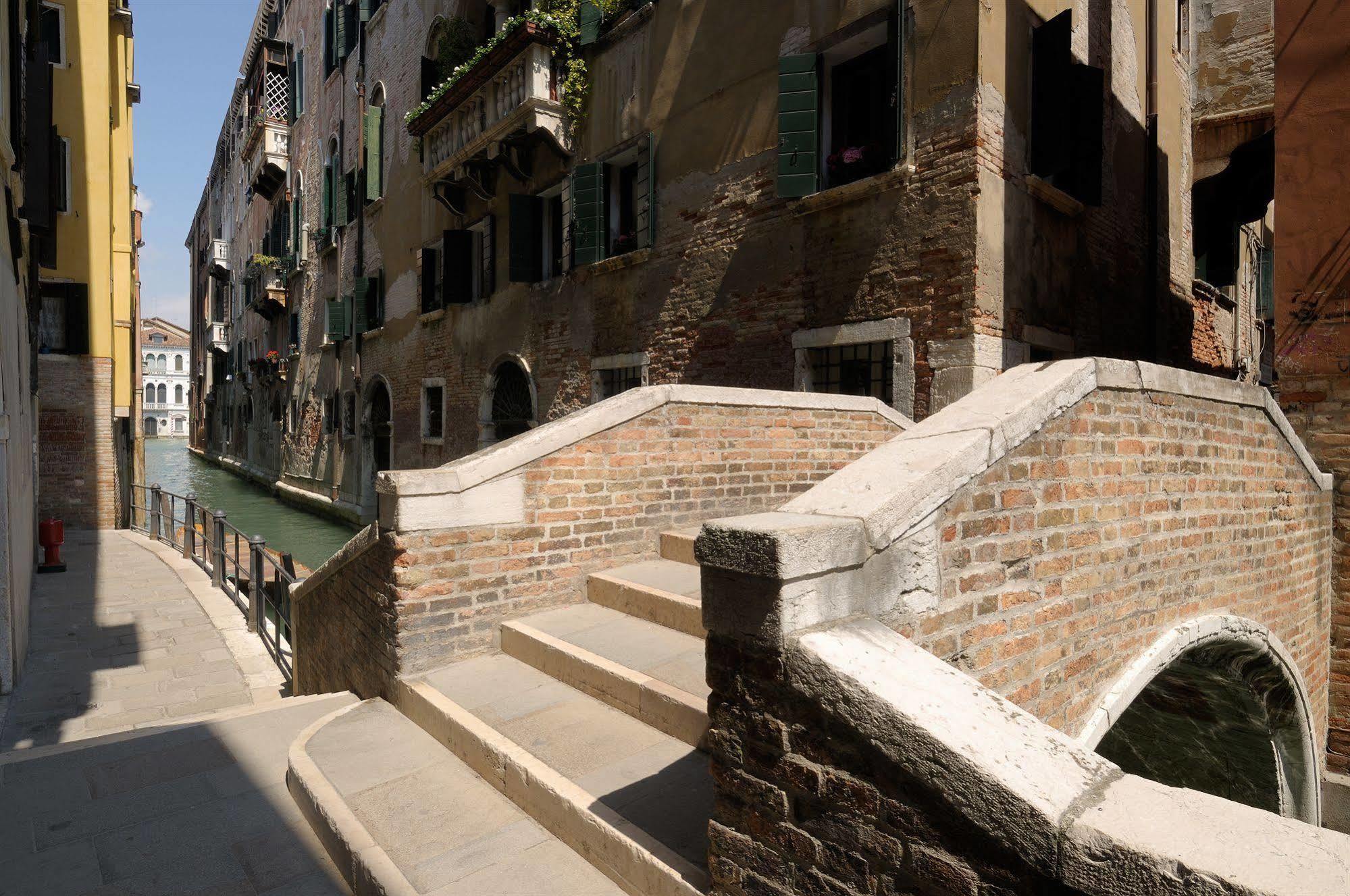 Hotel De L'Alboro à Venise Extérieur photo