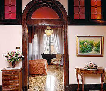 Hotel De L'Alboro à Venise Extérieur photo